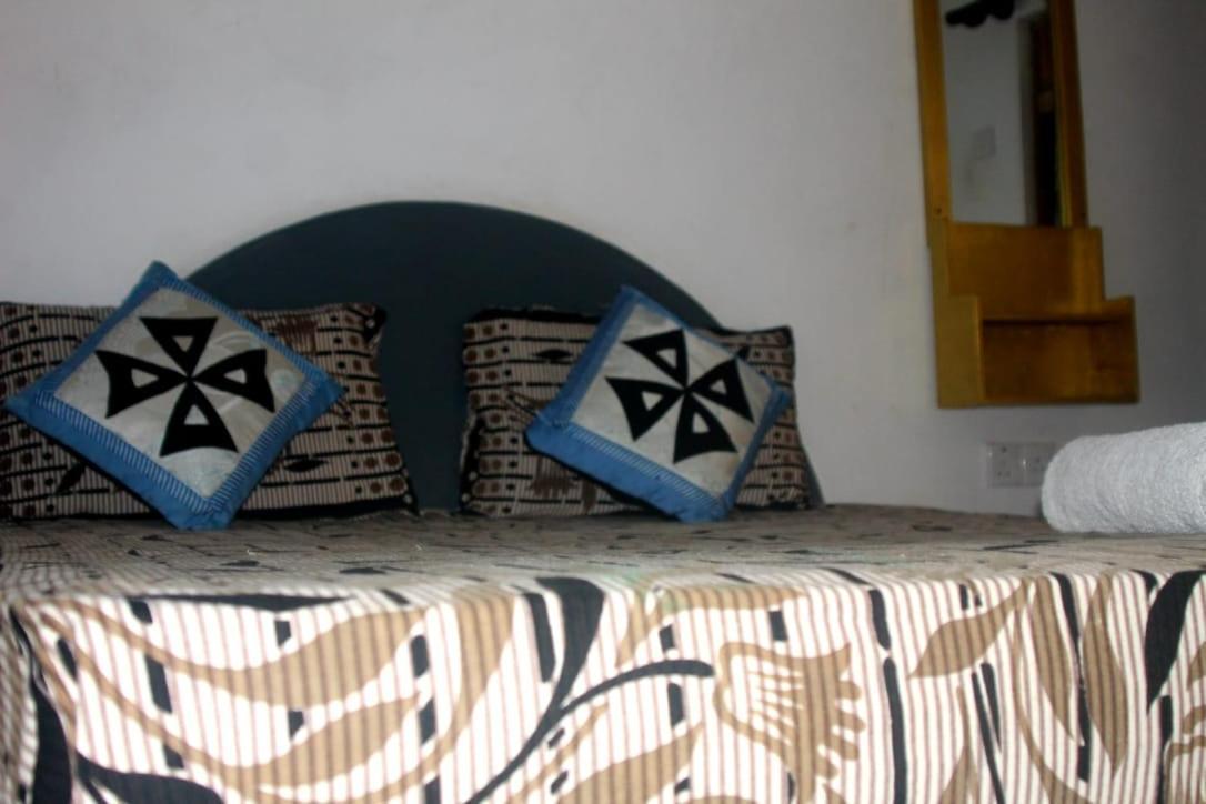 Angry Birds Homestay Habarana Esterno foto